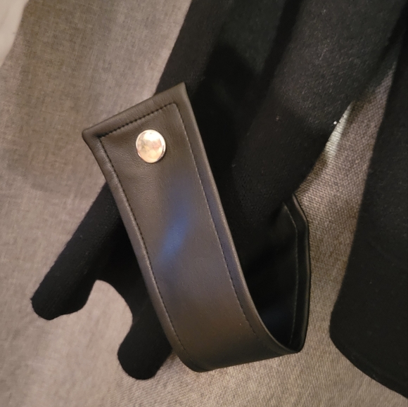 Jacket - Picture 2 of 8